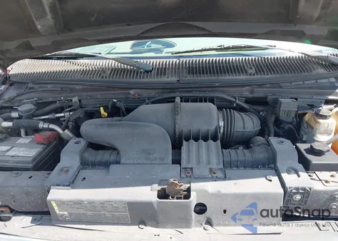 2007 Ford E-350 Super Duty Xl/Xlt z USA, uszkodzony, nr VIN 1FBNE31L27DA75677